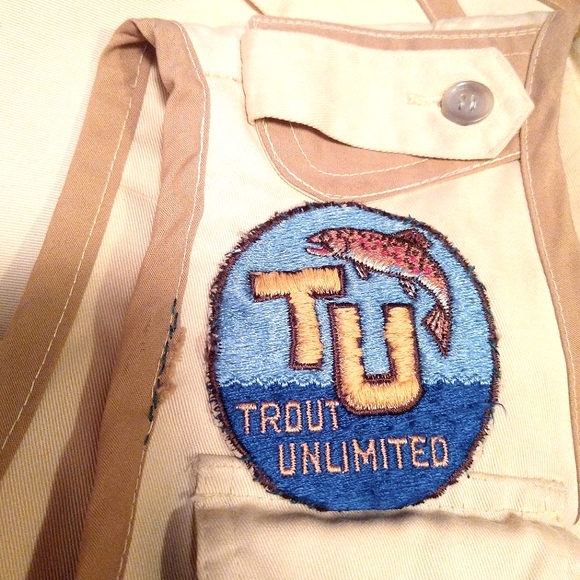 Vintage Stan Hui Design Fishing Vest, Size Small, with "Trout Unlimited" Patch - Picture 4 of 6